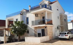 The Nikolic Suites - Villa Woegenstein